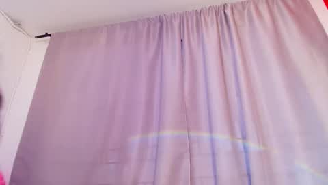 Snapshot of adara_johnson_ chatting on October 19, 11:45 am Adara Johnson online show from October 19, 11:45 am