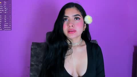 Snapshot of adara_johnson_ chatting on January 23, 11:37 am Adara Johnson online show from January 23, 11:37 am