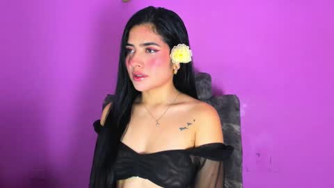 Snapshot of adara_johnson_ chatting on February 22, 11:46 am Adara Johnson online show from February 22, 11:46 am