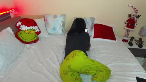 Snapshot of addictedsabi chatting on December 11, 10:58 am Sabi online show from December 11, 10:58 am