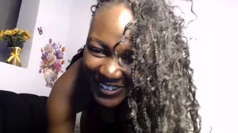 Lola online show from July 14, 3:28 pm