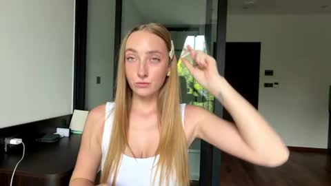 Elizabeth online show from July 23, 7:16 am