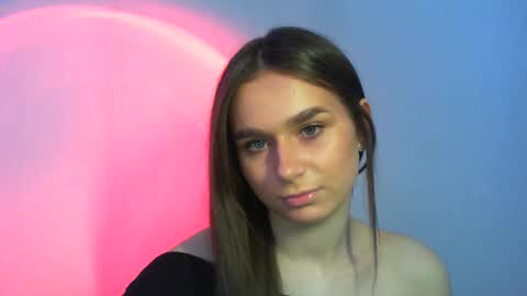 Adele Amore online show from February 10, 9:04 am