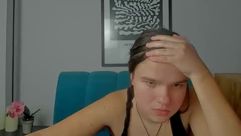 adelecruzz online show from February 14, 2:52 pm