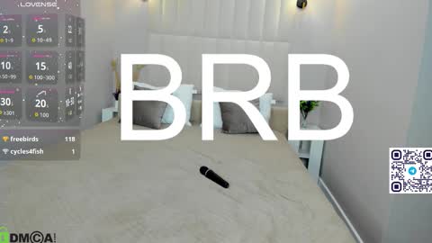 Adeline Perle online show from September 25, 3:05 am