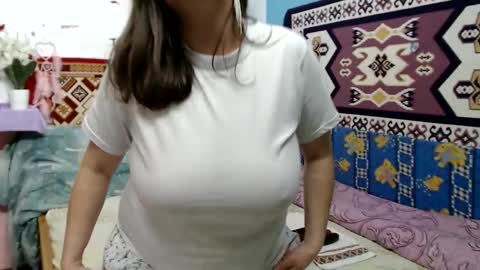 adelinemilf online show from March 12, 2:31 pm