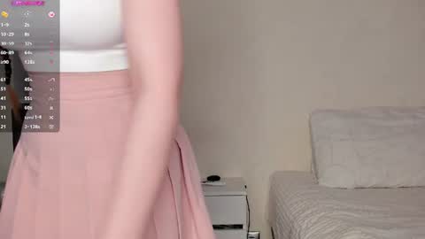 adelins_peach online show from July 30, 12:17 pm