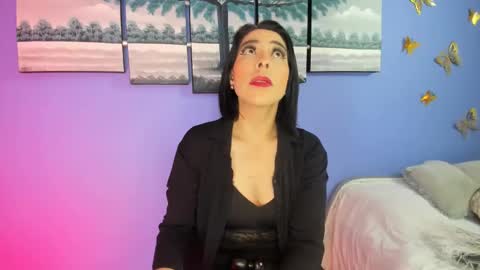 Adelle online show from January 29, 10:58 am