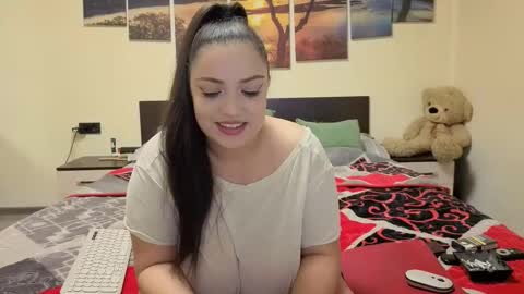 Adellineee online show from February 22, 10:54 pm