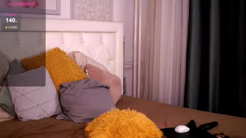 Adelyn online show from October 8, 9:13 am