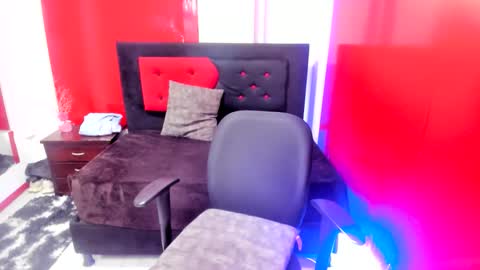 adara online show from April 21, 8:38 pm