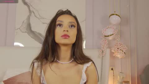 adoracortes online show from September 15, 5:16 am