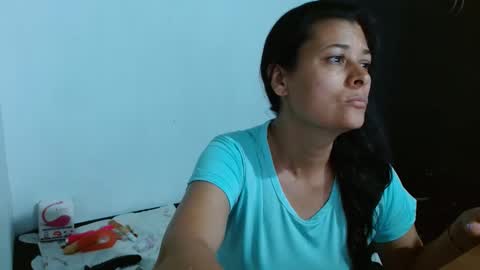 Snapshot of adriana_milf chatting on December 16, 4:13 am Adriana milf online show from December 16, 4:13 am
