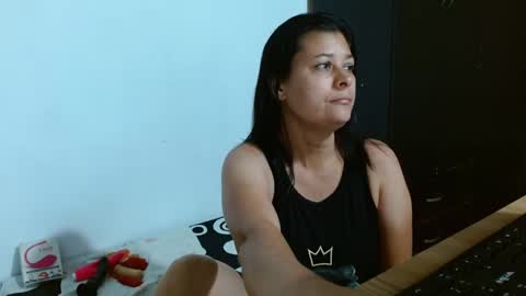 Snapshot of adriana_milf chatting on January 21, 4:32 am Adriana milf online show from January 21, 4:32 am