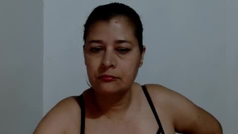 Snapshot of adriana_milf chatting on September 12, 6:14 am Adriana milf online show from September 12, 6:14 am