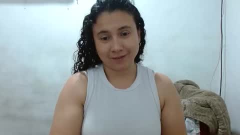 Snapshot of adrianatellez chatting on October 15, 7:16 pm Adriana Tellez online show from October 15, 7:16 pm