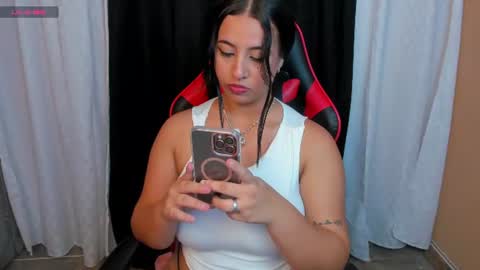 adrianax28 online show from July 24, 11:23 pm