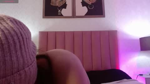 Adriana  online show from January 6, 6:11 pm