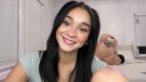 Snapshot of adriannarodriguez chatting on January 24, 1:35 am Adrianna online show from January 24, 1:35 am