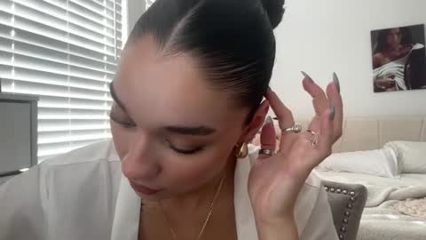 Snapshot of adriannarodriguez chatting on February 14, 3:58 pm Adrianna online show from February 14, 3:58 pm