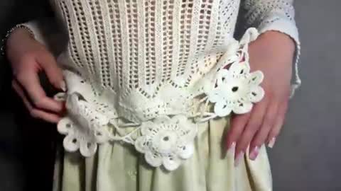 Caroline online show from June 15, 2:39 pm