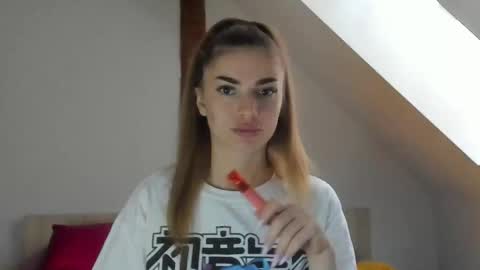 adventurina online show from October 22, 9:25 am