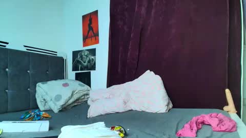 Africanpetitequeenn online show from October 22, 7:19 pm