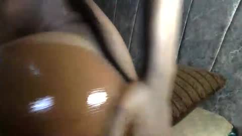 africansweerie20 online show from March 29, 9:25 pm