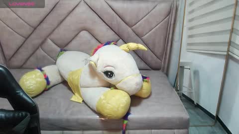 afrodita_wild_v online show from November 16, 2:46 am