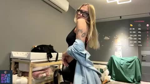Mila -call me cute online show from June 5, 8:48 pm
