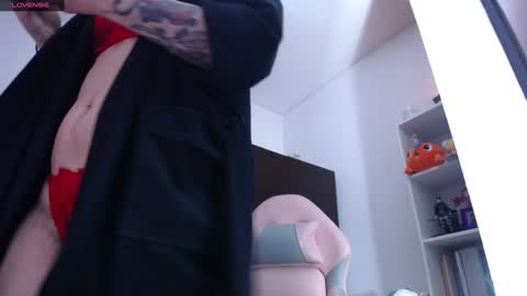 Snapshot of agata_bolton chatting on January 18, 3:59 pm Agata online show from January 18, 3:59 pm