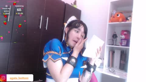 Snapshot of agata_bolton chatting on December 14, 10:39 pm Agata online show from December 14, 10:39 pm