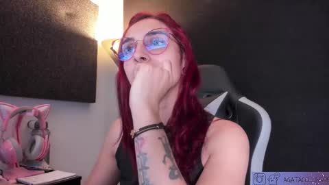 Agata Collinss online show from February 24, 9:02 pm