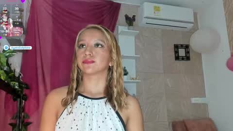Snapshot of agatadelphine_mr chatting on January 18, 1:18 pm Agatadelphine online show from January 18, 1:18 pm