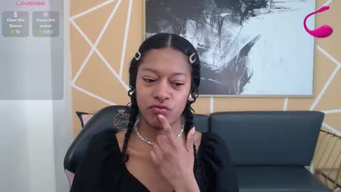 agatha_amaya online show from November 27, 1:25 pm