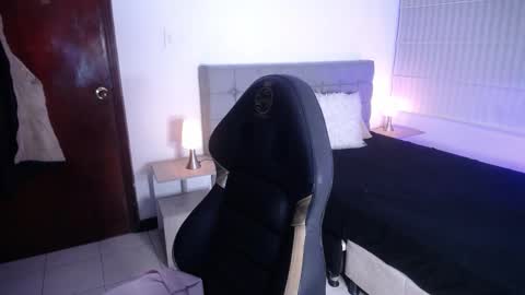 Agatha Bellucci  online show from October 25, 12:24 pm