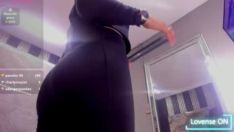 agatha_pleasure online show from September 9, 1:33 pm