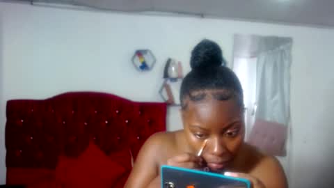 Snapshot of agatha_prime chatting on January 11, 8:43 pm CAROLINA online show from January 11, 8:43 pm