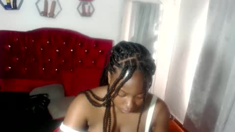 Snapshot of agatha_prime chatting on February 11, 10:07 pm CAROLINA online show from February 11, 10:07 pm