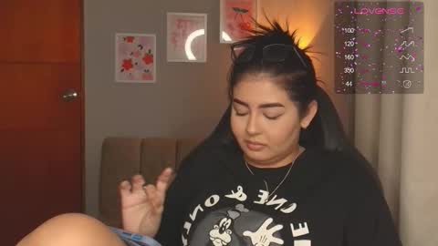 Cat online show from March 12, 3:53 am