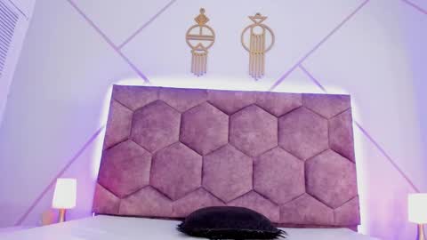 Aggy online show from January 31, 9:05 pm