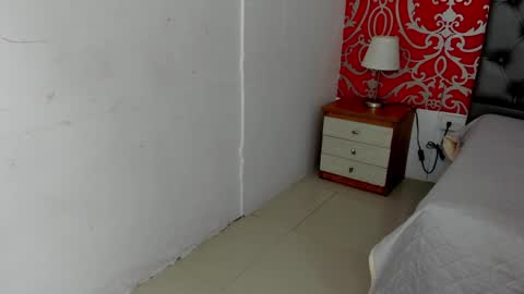 aghata_walker online show from December 2, 11:00 am