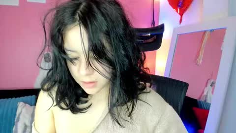Snapshot of agnes_21 chatting on October 8, 1:37 pm ines online show from October 8, 1:37 pm