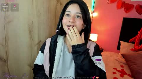 Snapshot of agnes_21 chatting on February 17, 2:28 pm ines online show from February 17, 2:28 pm