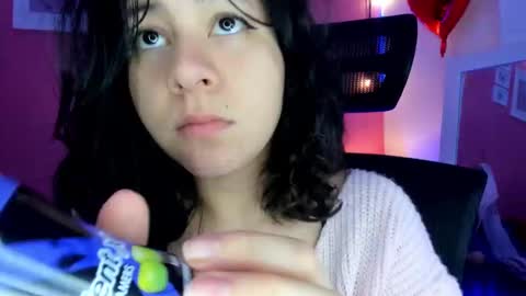 Snapshot of agnes_21 chatting on October 10, 2:33 pm ines online show from October 10, 2:33 pm