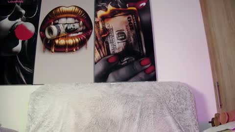 Aida  online show from November 14, 12:27 pm