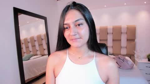 Snapshot of aidajoness chatting on October 18, 12:19 pm aidajoness online show from October 18, 12:19 pm