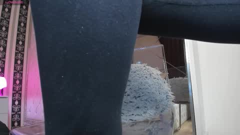 aidasina online show from October 24, 7:10 pm