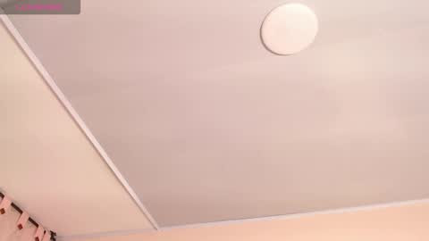 Ailyn online show from October 23, 9:10 pm