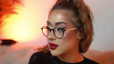  Aileen  online show from May 29, 9:46 pm